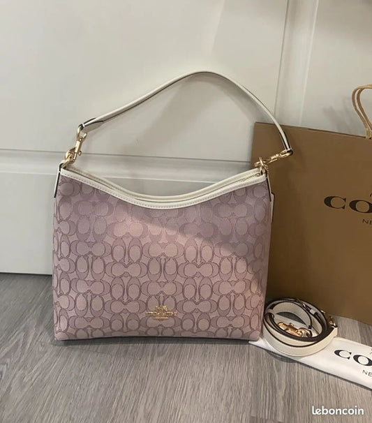 Laurel Shoulder Bag In Signature Canvas