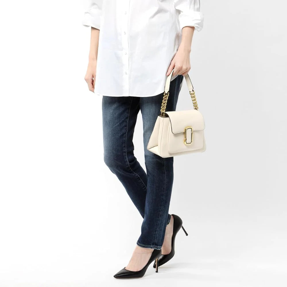 MARC JACOBS in white