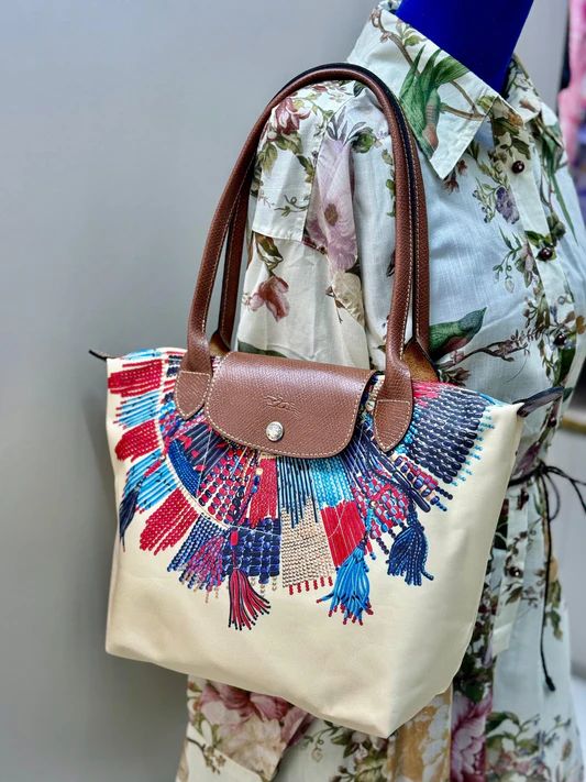 LONGCHAMP in beige