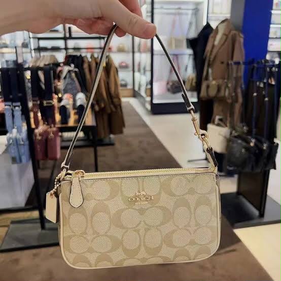 COACH in beige