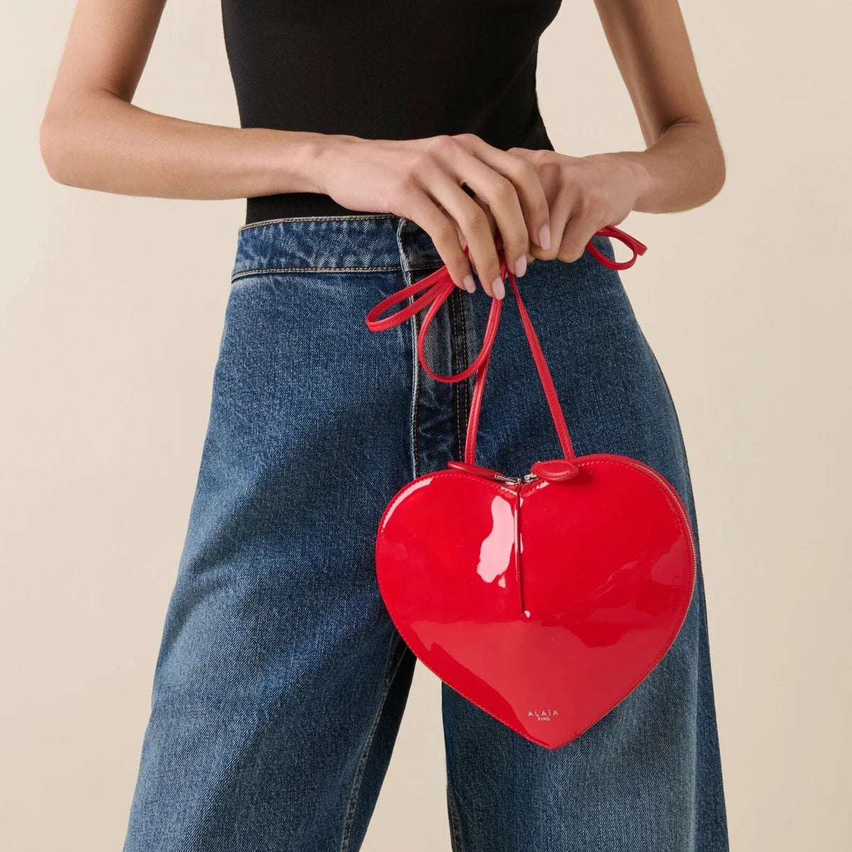 Alaïa 'Le Cœur' Red Crossbody Bag – Heart-Shaped Patent Leather Mini Purse | Modern Romantic Luxury