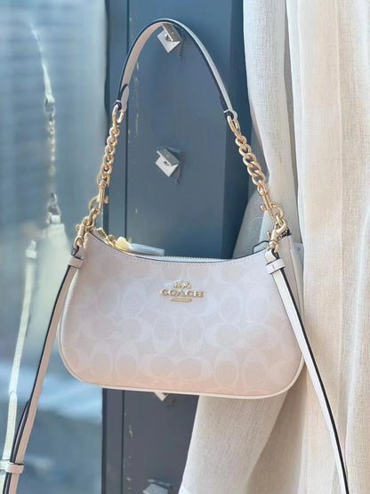 Coach Teri Shoulder Bag white