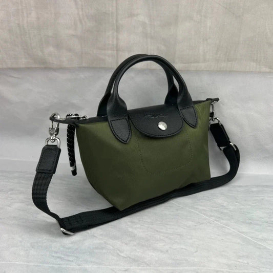 Medium Longchamp in Green