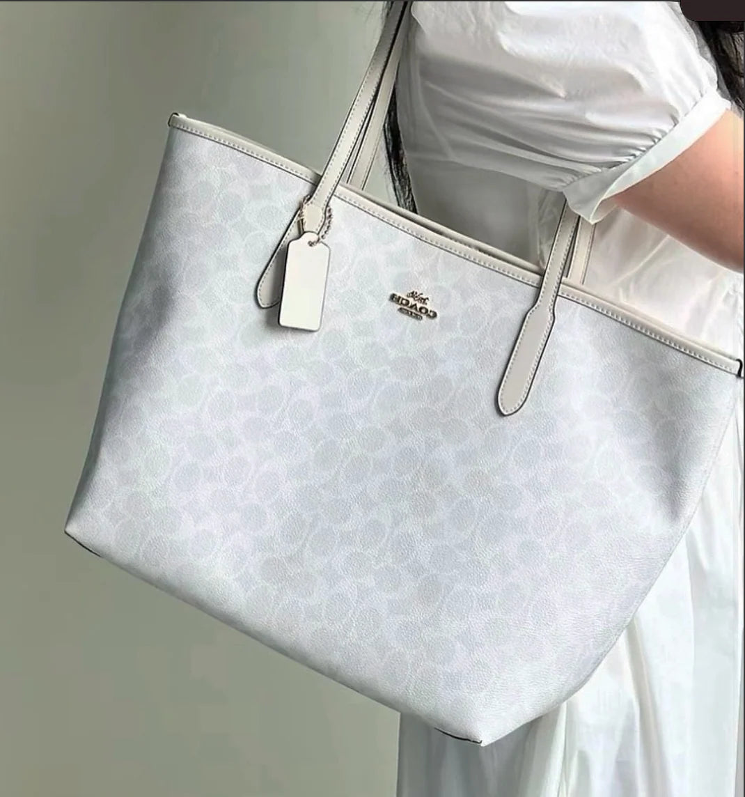 Coach City Tote bag