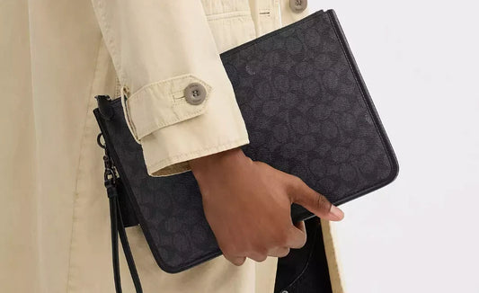 Coach Charter Pouch