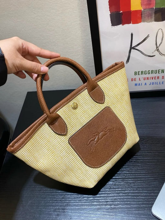 LONGCHAMP in Bronze