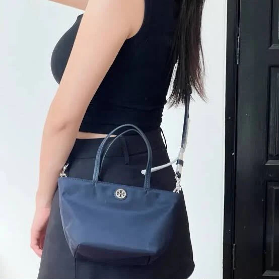 TORY BUCH in Navy