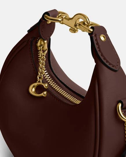 Coach cross bag in burgundy